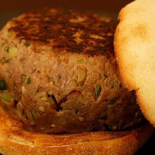 Beef tartare burger