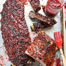 Raspberry chipotle ribs