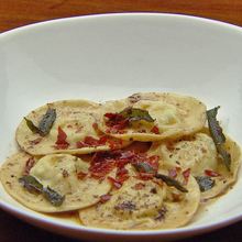 Pear ricotta ravioli