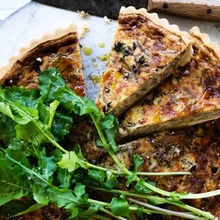 Caramelised onion quiche